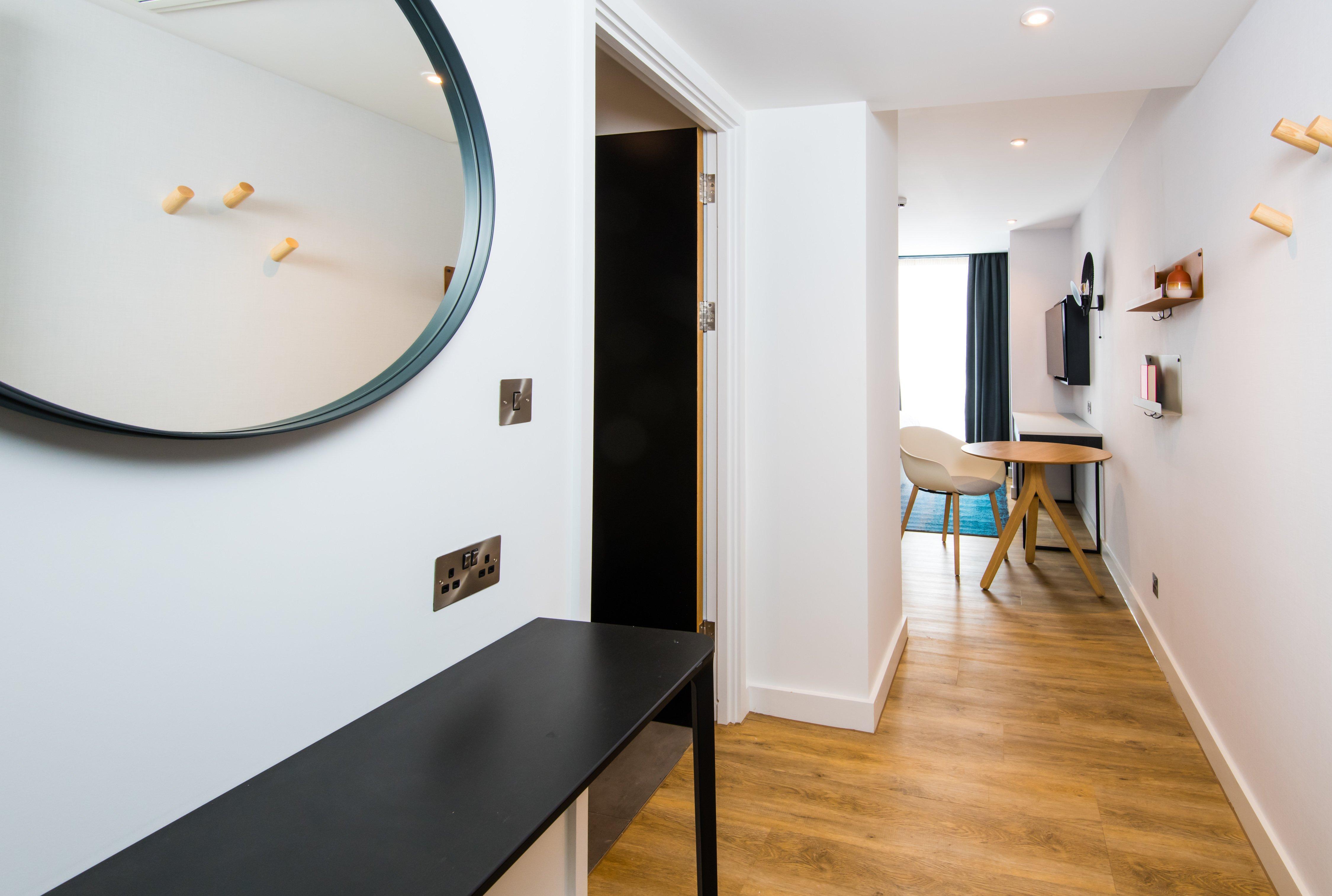 Staybridge Suites Cardiff Extérieur photo